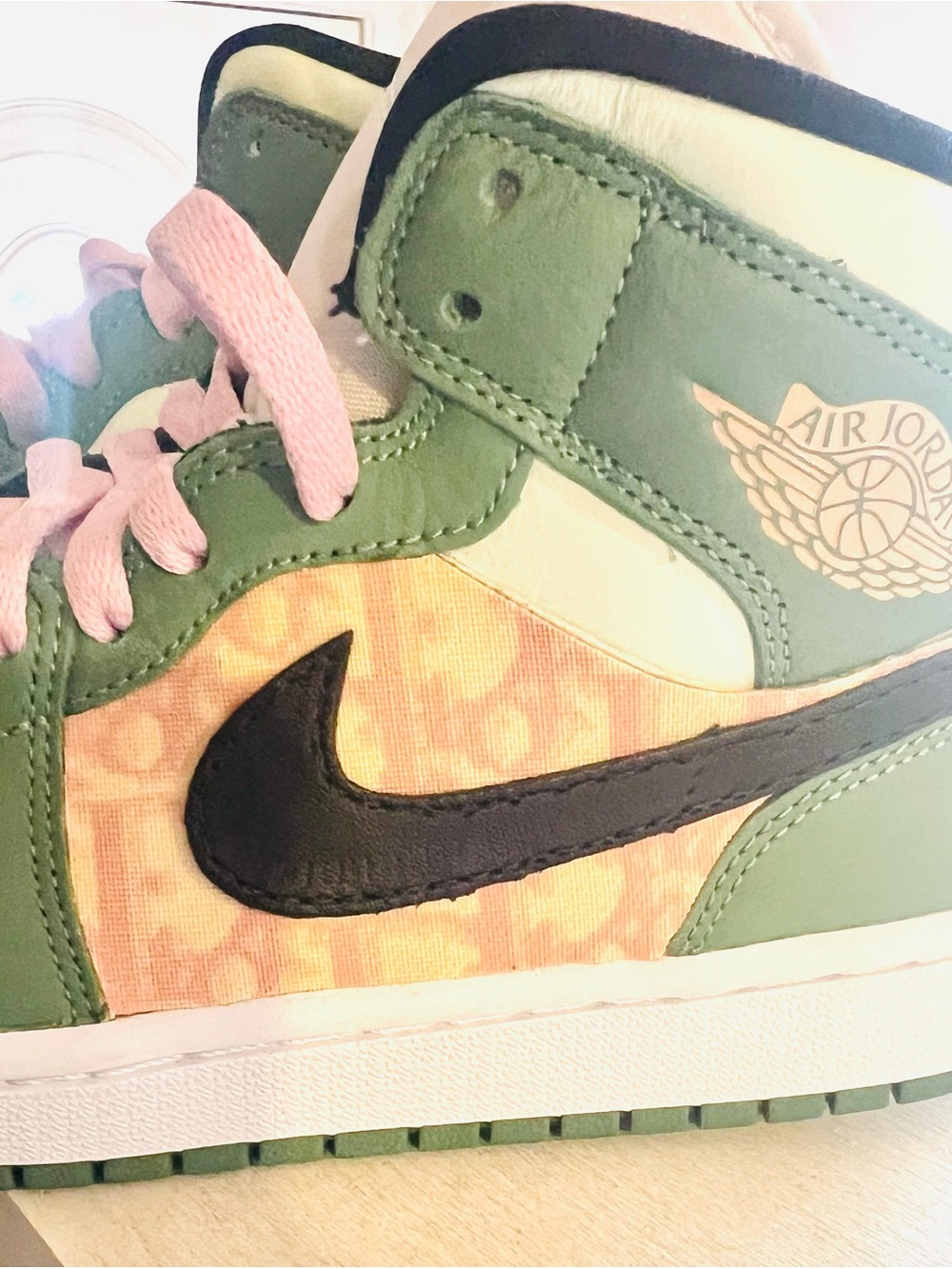 Rare Air Jordan 1 Mid SE Dutch Green Pink Christian Dior Sneakers 8 - Picture 5 of 6